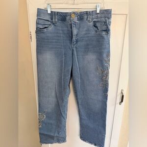 Democracy Light Blue Embroidered Cropped Jeans